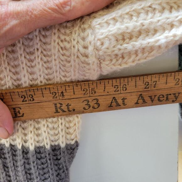 Sew In Love Autumn Love Lightweight Cream Striped Crewneck Sweater Sz S - Picture 6 of 7